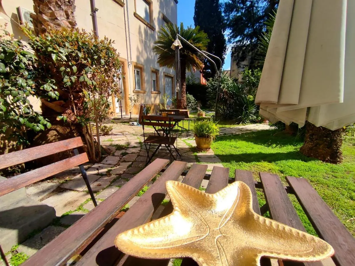 Aedes B&B Il Giardino Dei Sogni Lecce Oda ve Kahvaltı