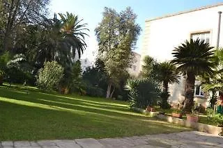 *** Bed & Breakfast Aedes B&B Il Giardino Dei Sogni Lecce Italien